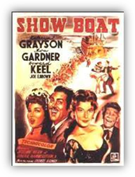  Ava Gardner, Kathryn Grayson, Howard Keel... En 1890, Julie trouve une place de vedette dans une revue présentée sur le bateau Show Boat qui descend le Mississippi. Mais, apprenant qu'elle a du sang noir dans les veines, ses employeurs la renvoie. Désespérée, elle sombre dans l'alcoolisme et erre de cabaret en cabaret...